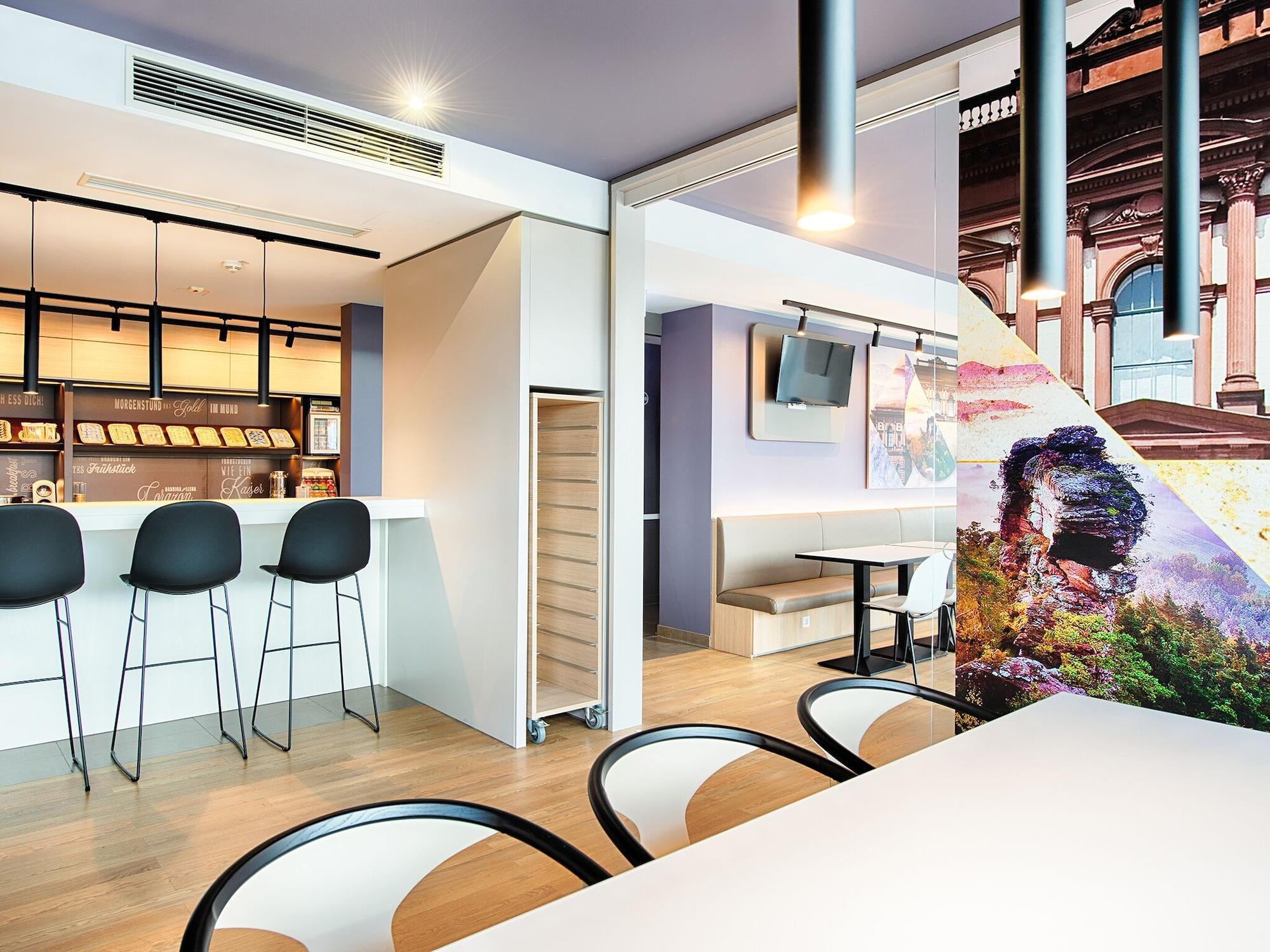 B&B Hotel ไคเซอร์สเลาเทิร์น ภายนอก รูปภาพ